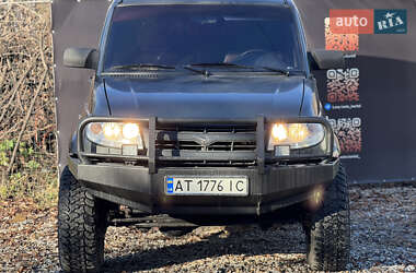 Ціни УАЗ 3163 Газ пропан-бутан / Бензин