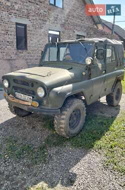 Ціни УАЗ 469Б Газ пропан-бутан / Бензин