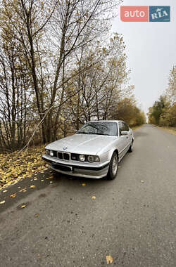 Цены BMW 5 Series Газ пропан-бутан / Бензин