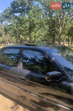 Ціни BMW 7 Series Газ пропан-бутан / Бензин