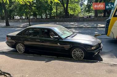 Цены BMW 7 Series Газ пропан-бутан / Бензин