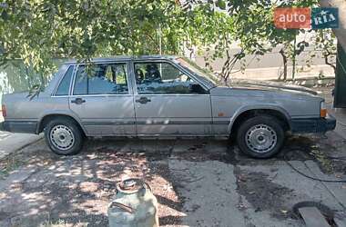 Ціни Volvo 740 Газ пропан-бутан / Бензин