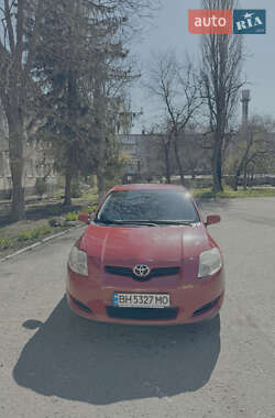 Цены Toyota Auris Газ пропан-бутан / Бензин