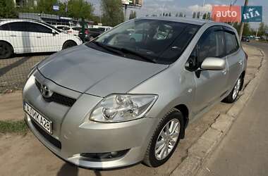 Ціни Toyota Auris Газ пропан-бутан / Бензин