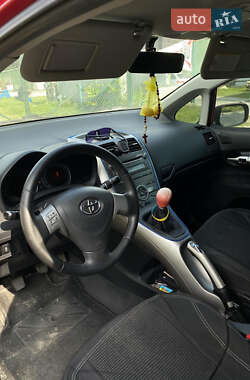 Ціни Toyota Auris Газ пропан-бутан / Бензин