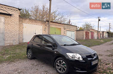 Цены Toyota Auris Газ пропан-бутан / Бензин