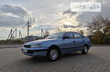 Ціни Toyota Carina Газ пропан-бутан / Бензин