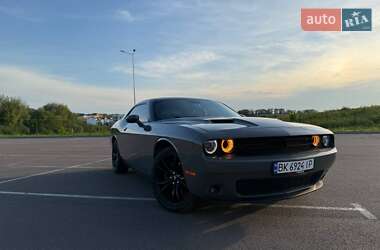 Ціни Dodge Challenger Газ пропан-бутан / Бензин