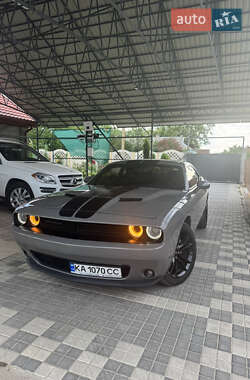 Цены Dodge Challenger Газ пропан-бутан / Бензин