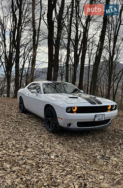 Ціни Dodge Challenger Газ пропан-бутан / Бензин