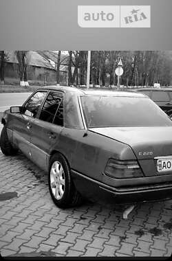 Ціни Mercedes-Benz E-Class Газ пропан-бутан / Бензин