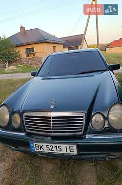 Ціни Mercedes-Benz E-Class Газ пропан-бутан / Бензин