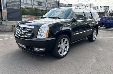 Ціни Cadillac Escalade Газ пропан-бутан / Бензин