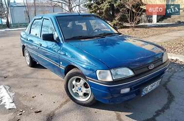 Ціни Ford Escort Газ пропан-бутан / Бензин