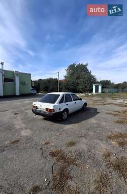 Цены Ford Escort Газ пропан-бутан / Бензин