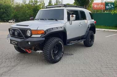 Цены Toyota FJ Cruiser Газ пропан-бутан / Бензин