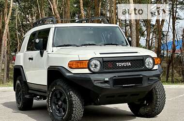 Ціни Toyota FJ Cruiser Газ пропан-бутан / Бензин