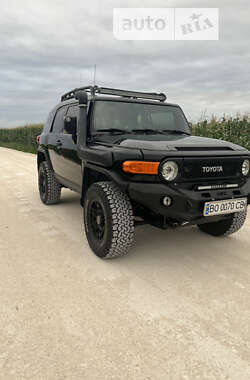 Ціни Toyota FJ Cruiser Газ пропан-бутан / Бензин