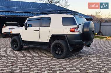 Ціни Toyota FJ Cruiser Газ пропан-бутан / Бензин