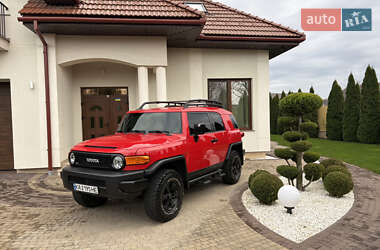 Ціни Toyota FJ Cruiser Газ пропан-бутан / Бензин