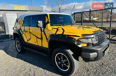 Ціни Toyota FJ Cruiser Газ пропан-бутан / Бензин