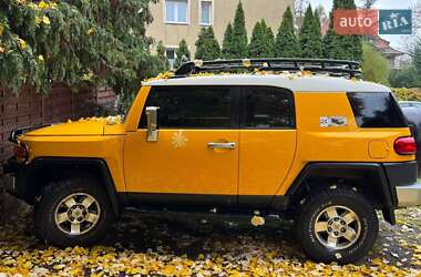 Цены Toyota FJ Cruiser Газ пропан-бутан / Бензин