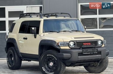 Ціни Toyota FJ Cruiser Газ пропан-бутан / Бензин