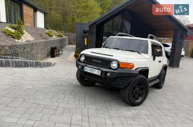 Цены Toyota FJ Cruiser Газ пропан-бутан / Бензин