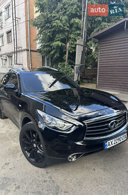 Ціни Infiniti FX 37 Газ пропан-бутан / Бензин