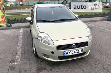 Цены Fiat Grande Punto Газ пропан-бутан / Бензин