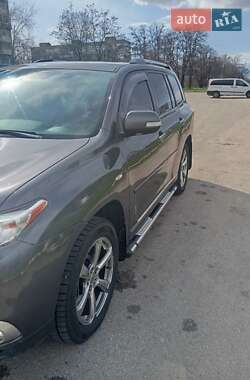 Ціни Toyota Highlander Газ пропан-бутан / Бензин