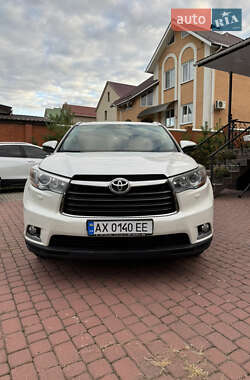 Ціни Toyota Highlander Газ пропан-бутан / Бензин