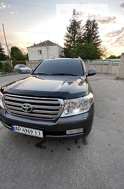 Цены Toyota Land Cruiser Газ пропан-бутан / Бензин