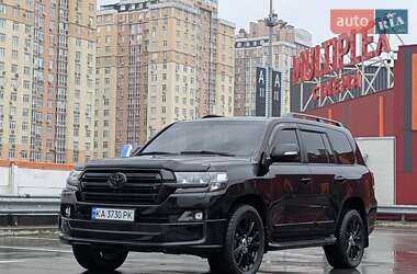 Ціни Toyota Land Cruiser Газ пропан-бутан / Бензин