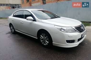 Цены Renault Latitude Газ пропан-бутан / Бензин