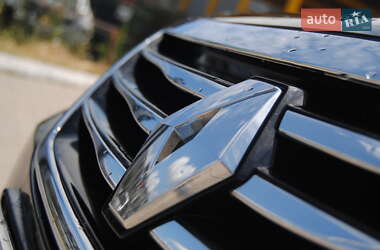 Цены Renault Latitude Газ пропан-бутан / Бензин