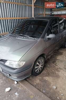 Ціни Renault Megane Scenic Газ пропан-бутан / Бензин