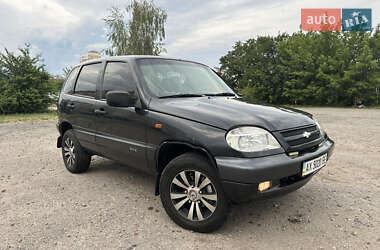 Цены Chevrolet Niva Газ пропан-бутан / Бензин