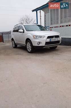 Цены Mitsubishi Outlander XL Газ пропан-бутан / Бензин