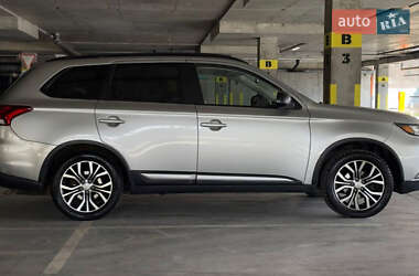 Цены Mitsubishi Outlander Газ пропан-бутан / Бензин