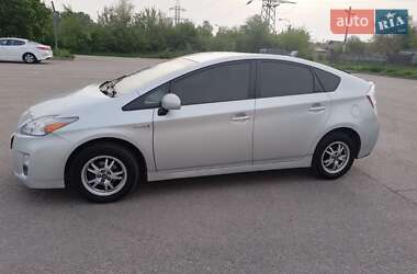 Цены Toyota Prius Газ пропан-бутан / Бензин