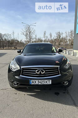 Цены Infiniti QX70 Газ пропан-бутан / Бензин