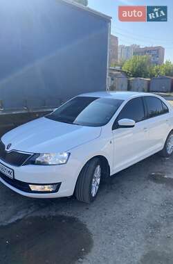 Ціни Skoda Rapid Газ пропан-бутан / Бензин