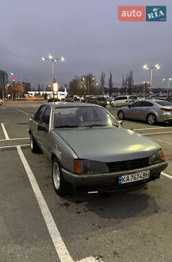 Ціни Opel Rekord Газ пропан-бутан / Бензин