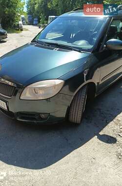 Ціни Skoda Roomster Газ пропан-бутан / Бензин