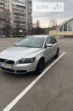 Ціни Volvo S40 Газ пропан-бутан / Бензин