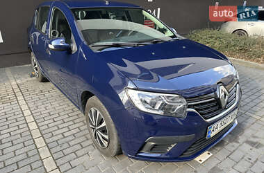Цены Renault Sandero Газ пропан-бутан / Бензин