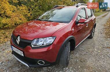 Цены Renault Sandero Газ пропан-бутан / Бензин