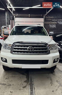 Ціни Toyota Sequoia Газ пропан-бутан / Бензин