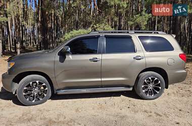 Цены Toyota Sequoia Газ пропан-бутан / Бензин